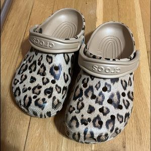 Leopard print crocs W7 M5